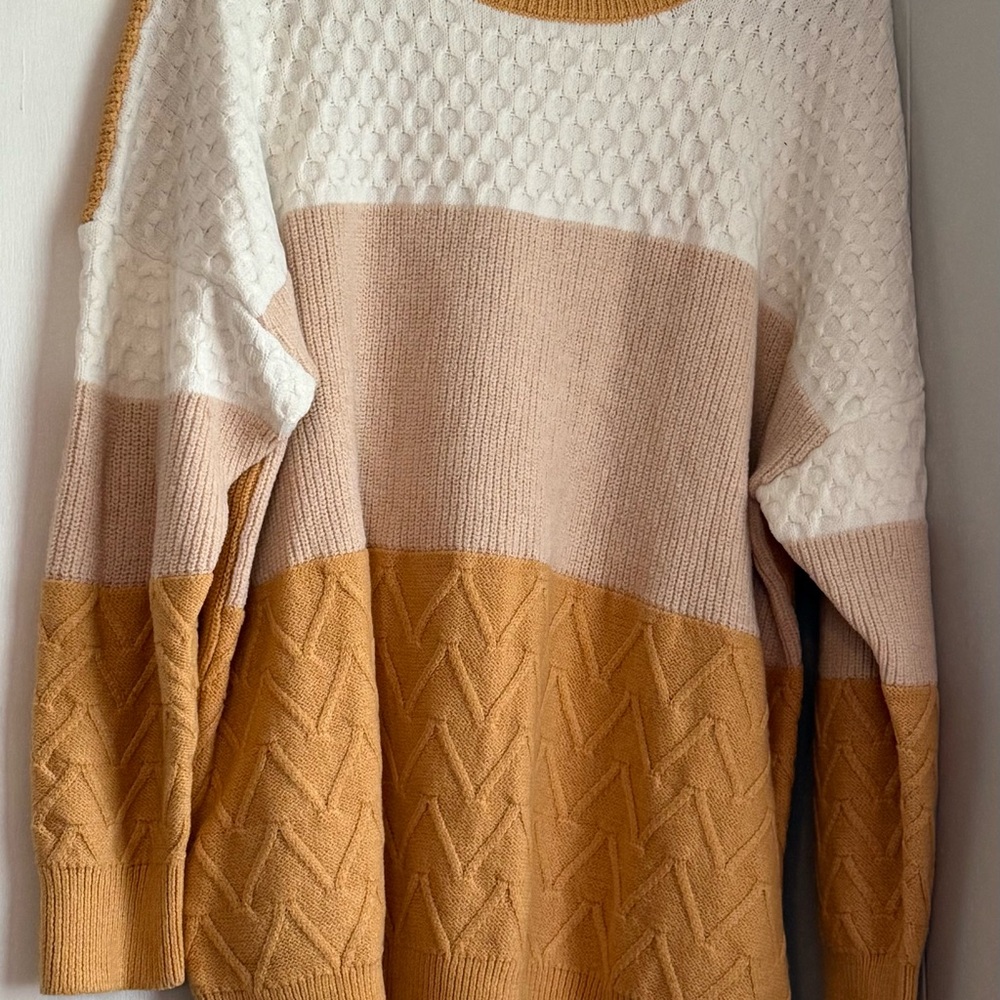 Colorblock Sweater in White, Tan, and Gold